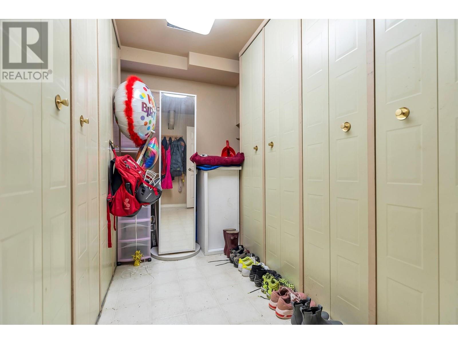22756 Reid Avenue, Maple Ridge, British Columbia  V2X 4G8 - Photo 29 - R2861498