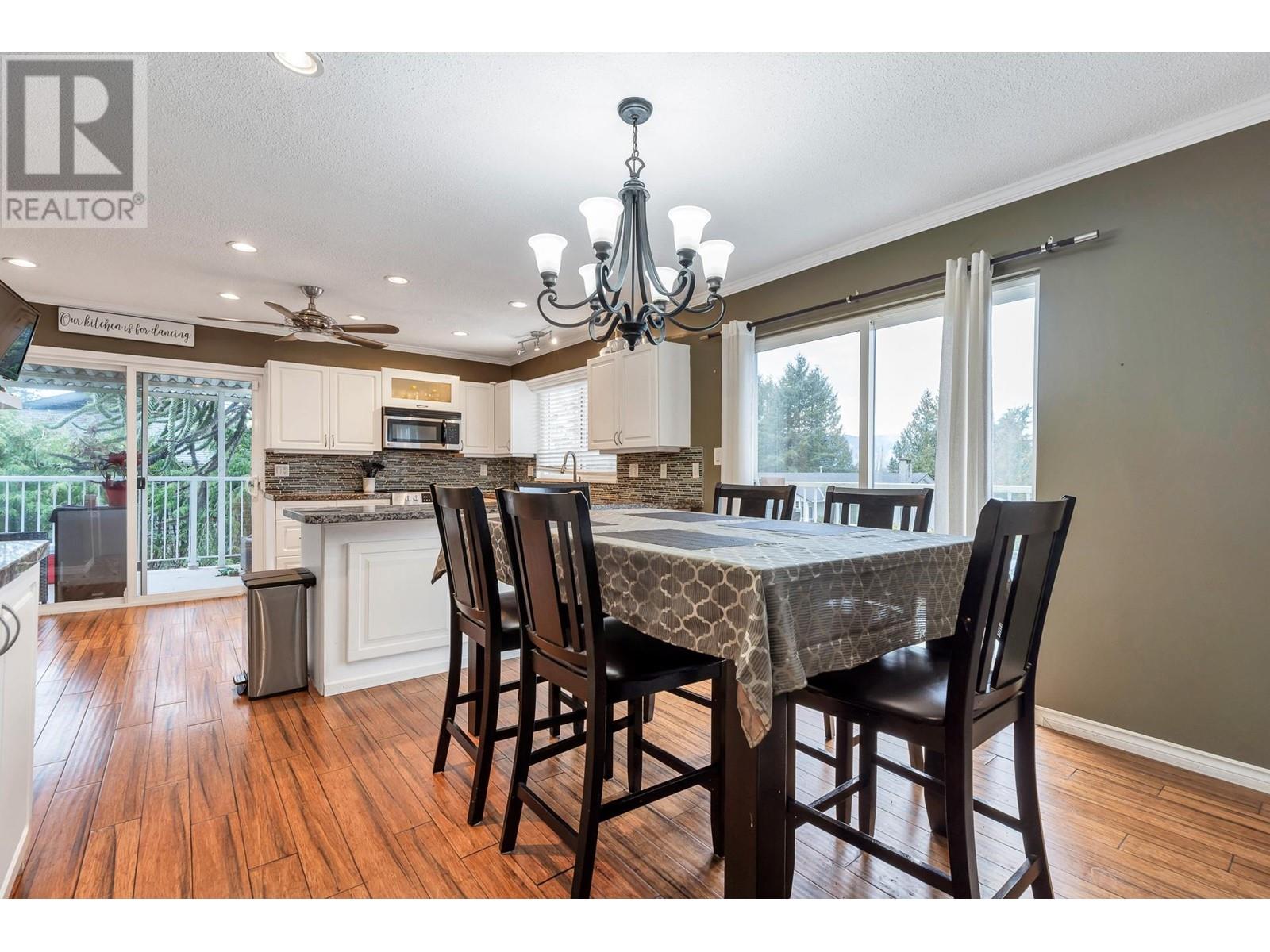 22756 Reid Avenue, Maple Ridge, British Columbia  V2X 4G8 - Photo 6 - R2861498