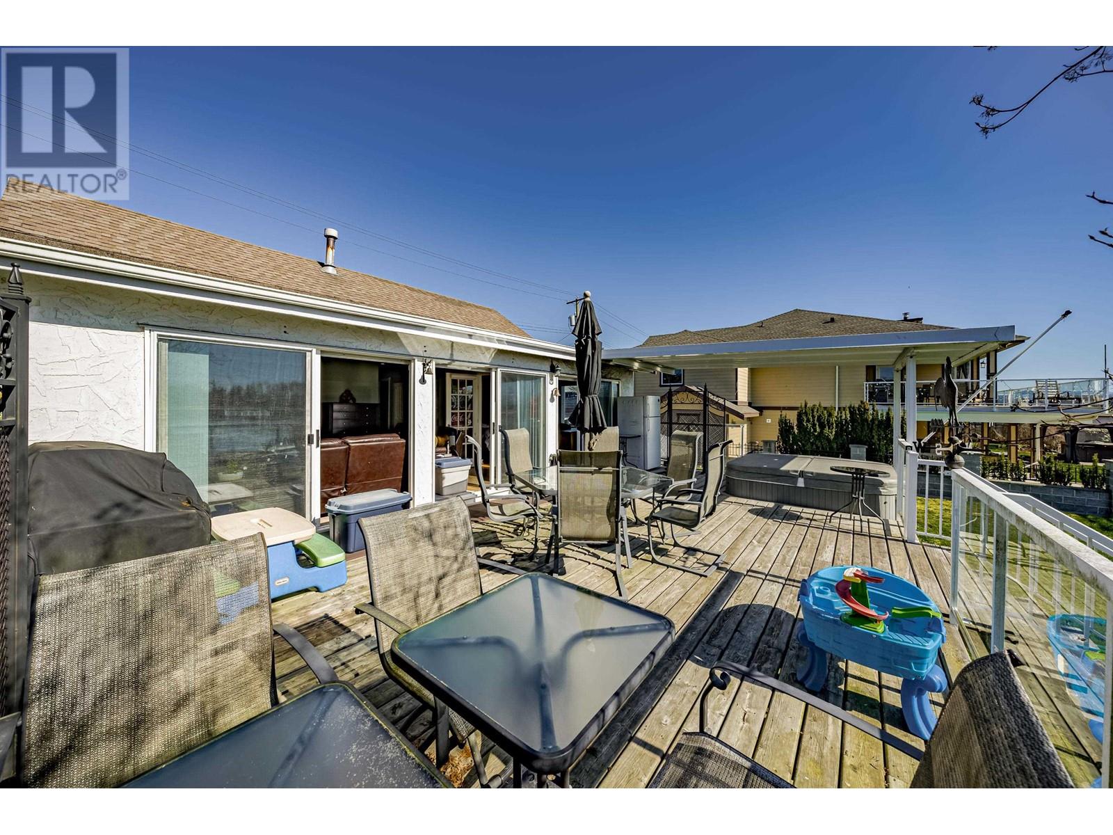 20272 Wharf Street, Maple Ridge, British Columbia  V2X 1A3 - Photo 17 - R2861280