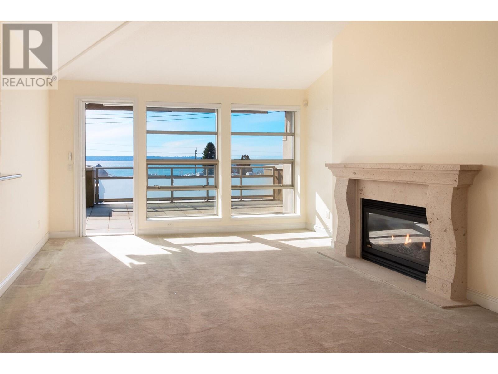 203 2418 Marine Drive, West Vancouver, British Columbia  V7V 1L1 - Photo 2 - R2861525