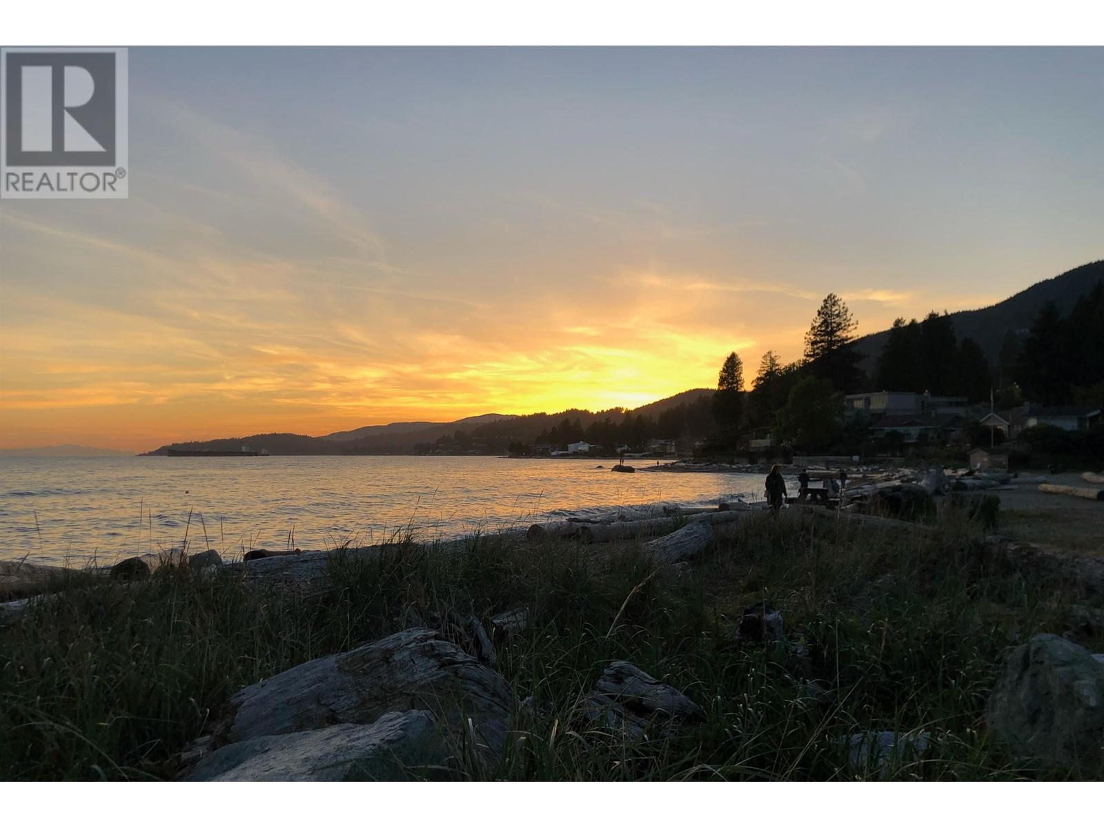203 2418 Marine Drive, West Vancouver, British Columbia  V7V 1L1 - Photo 30 - R2861525