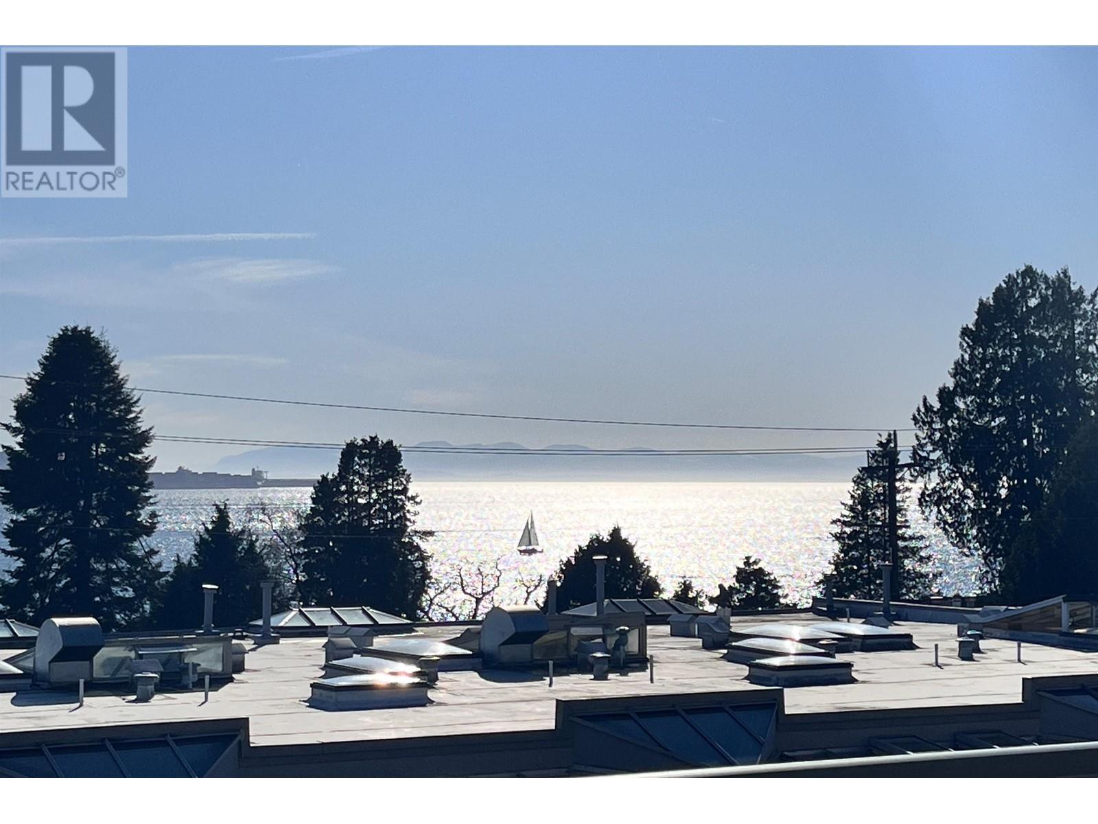 203 2418 Marine Drive, West Vancouver, British Columbia  V7V 1L1 - Photo 9 - R2861525