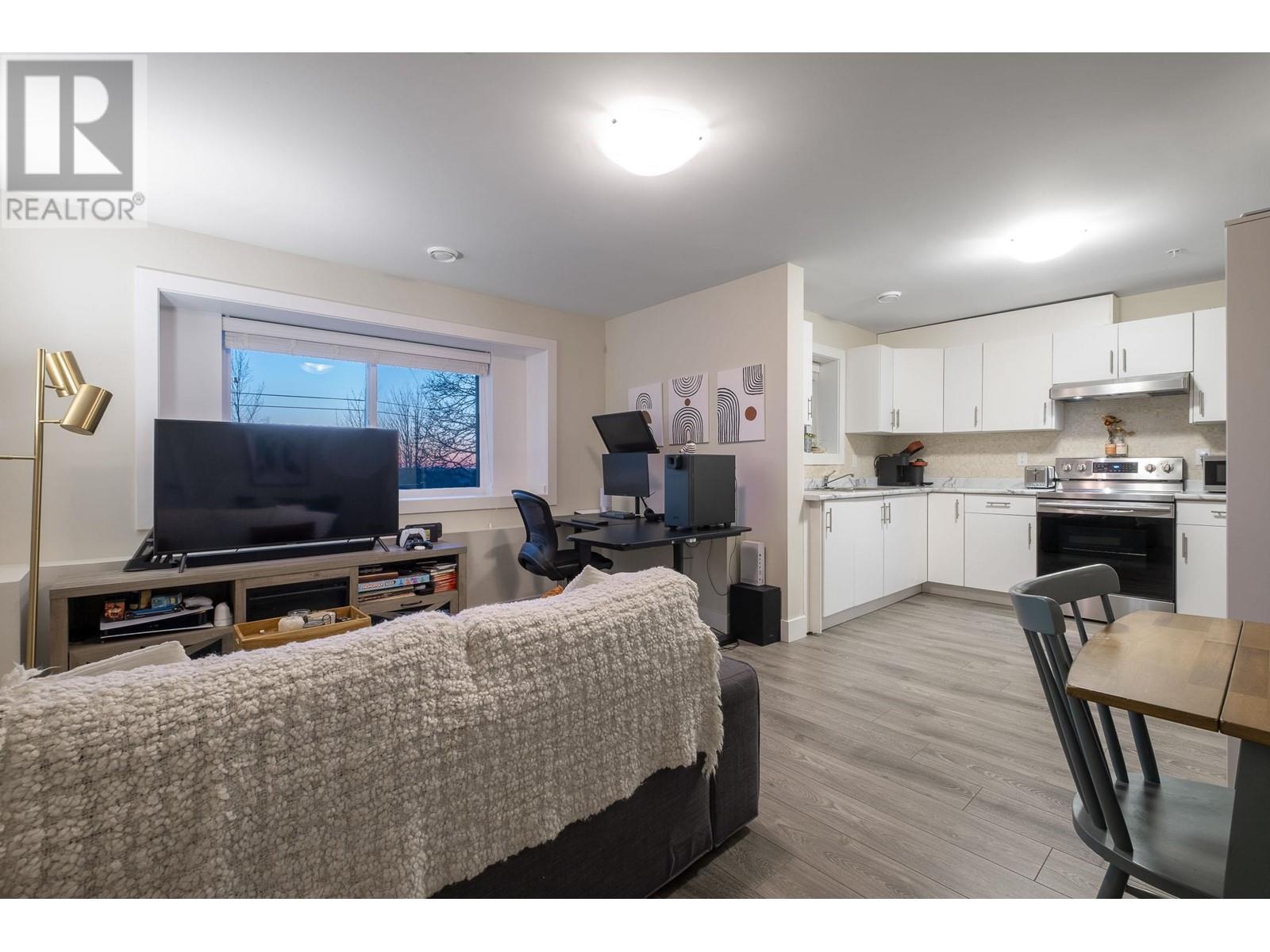 10158 Jackson Road, Maple Ridge, British Columbia  V2W 0H1 - Photo 31 - R2861546