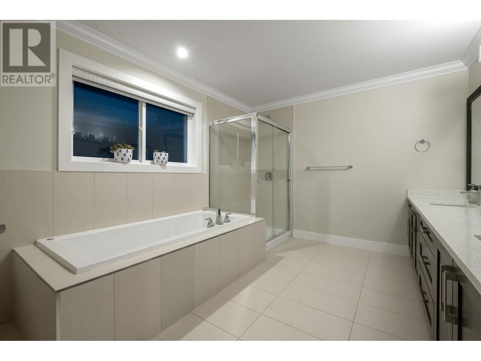 10158 Jackson Road, Maple Ridge, British Columbia  V2W 0H1 - Photo 19 - R2861546