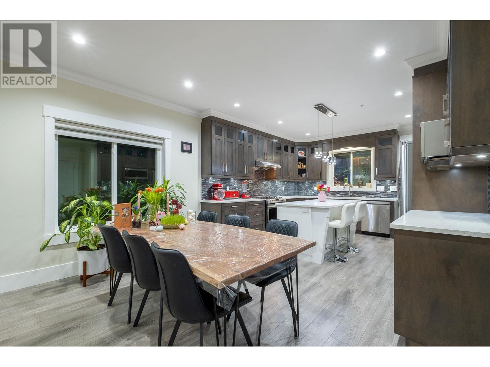 10158 Jackson Road, Maple Ridge, British Columbia  V2W 0H1 - Photo 11 - R2861546