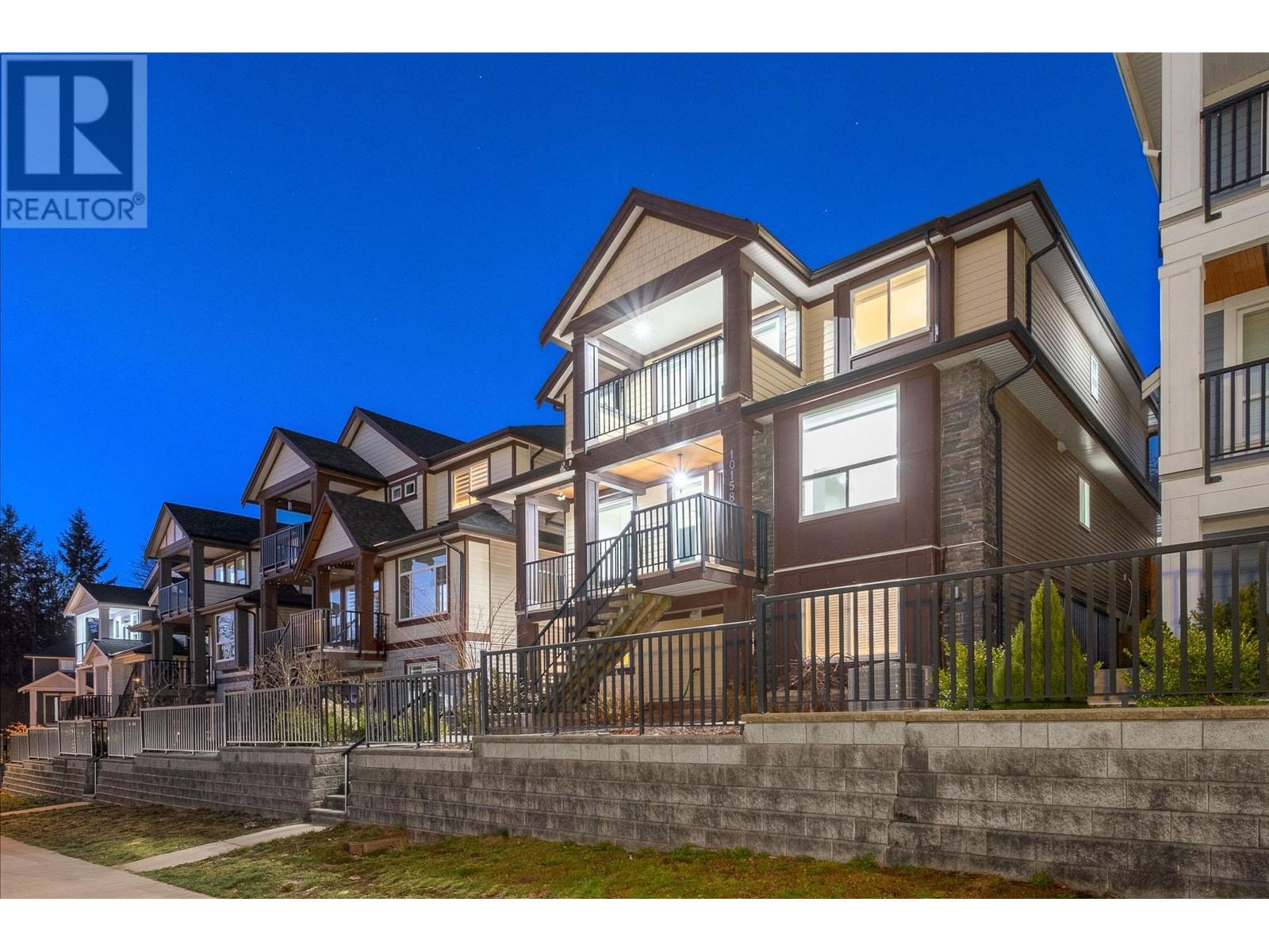 10158 Jackson Road, Maple Ridge, British Columbia  V2W 0H1 - Photo 2 - R2861546