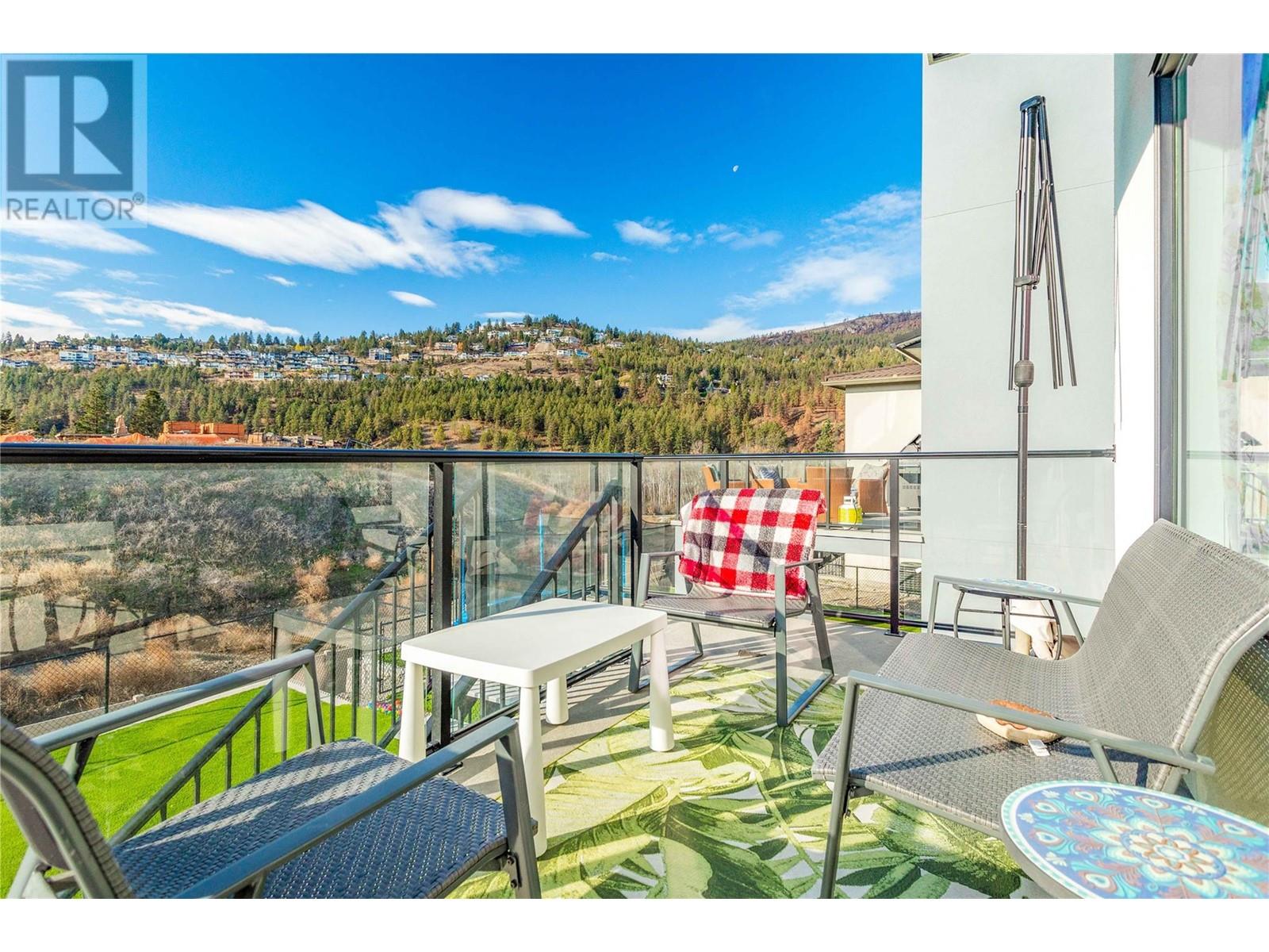 1864 Viewpoint Crescent West Kelowna, BC V1Z4E1_35