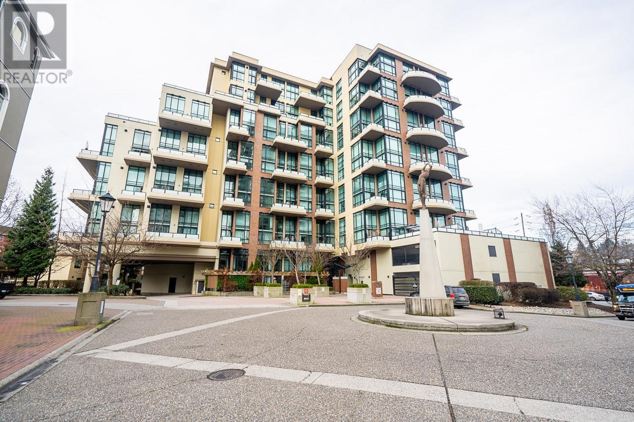 311 10 Renaissance Square, New Westminster, British Columbia  V3M 7B1 - Photo 1 - R2861587