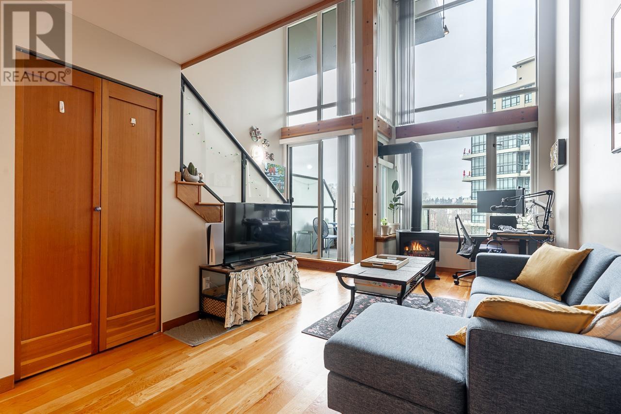 311 10 Renaissance Square, New Westminster, British Columbia  V3M 7B1 - Photo 8 - R2861587