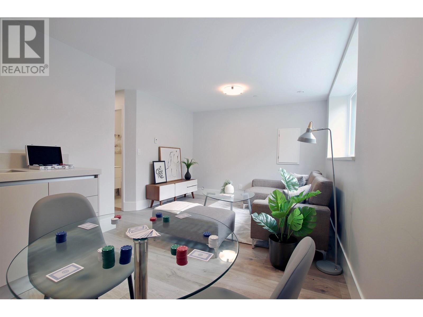 2394 E 38th Avenue, Vancouver, British Columbia  V7M 1C5 - Photo 10 - R2861641