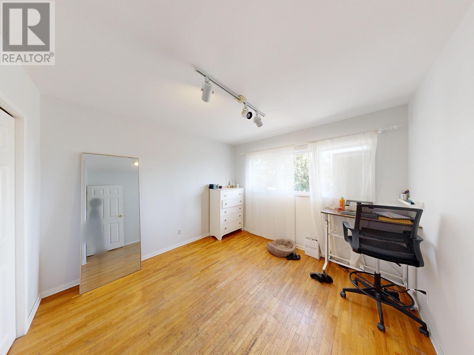74 Desswood Place, West Vancouver, British Columbia  V7S 1B9 - Photo 26 - R2861598