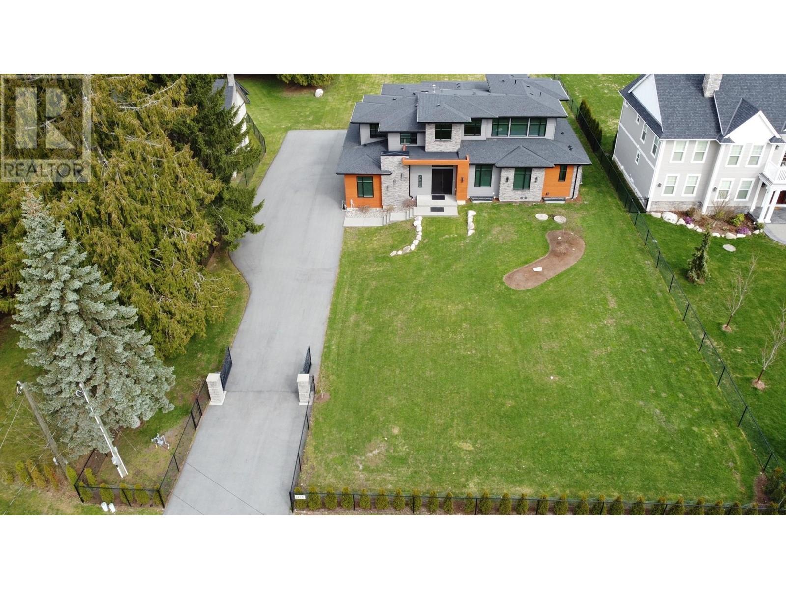 24331 124 Avenue, Maple Ridge, British Columbia  V4R 1T4 - Photo 3 - R2861624