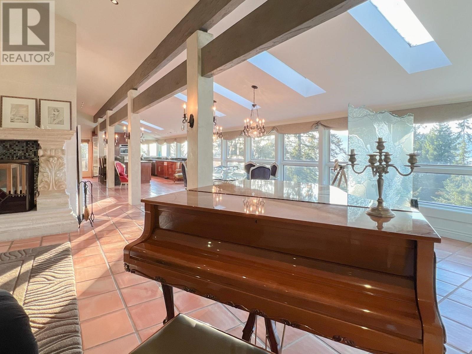 15 Oceanview Road, West Vancouver, British Columbia  V0N 2E0 - Photo 12 - R2861656