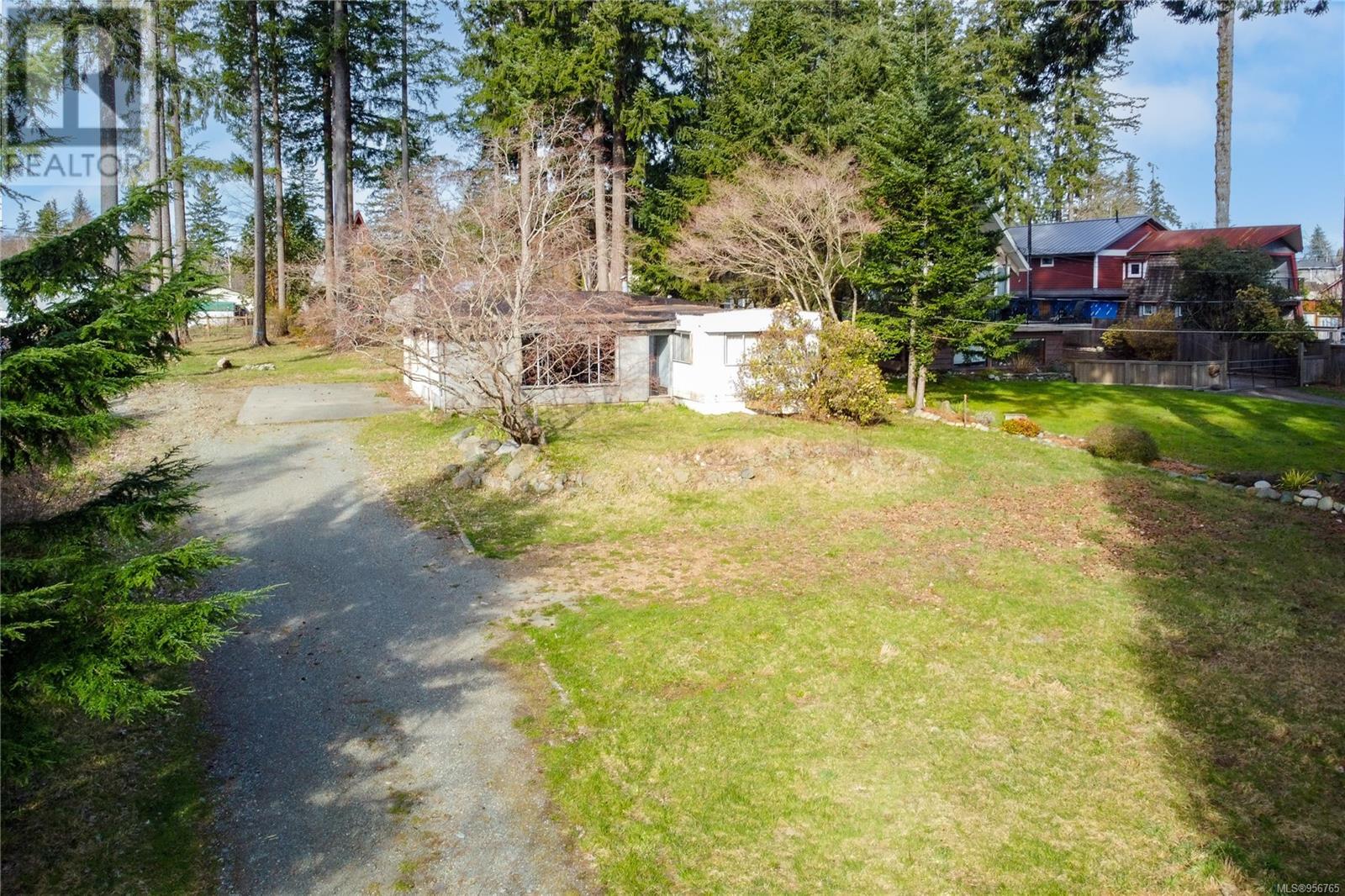 476 Old Petersen Rd, Campbell River, British Columbia  V9W 3M9 - Photo 1 - 956765