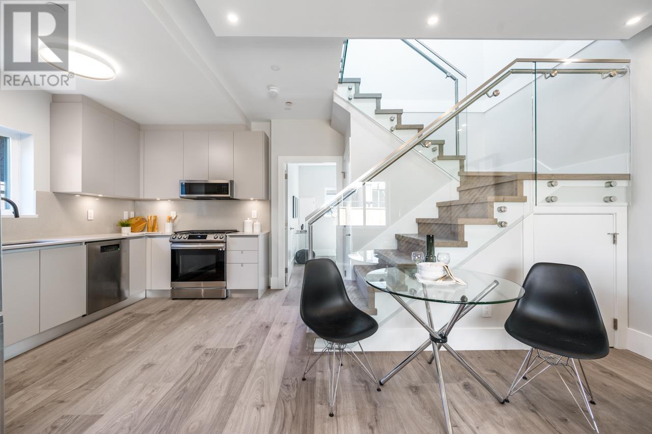 2396 E 38th Street, Vancouver, British Columbia  V7M 1C5 - Photo 8 - R2861657
