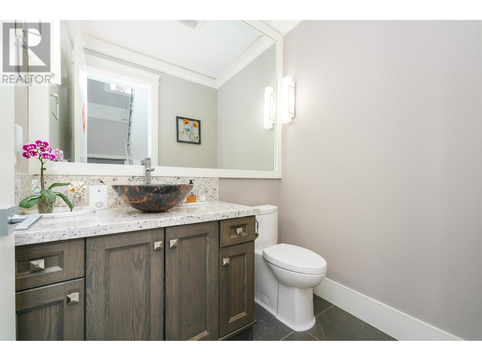 6257 Dickens Street, Burnaby, British Columbia  V5H 1W6 - Photo 27 - R2861677