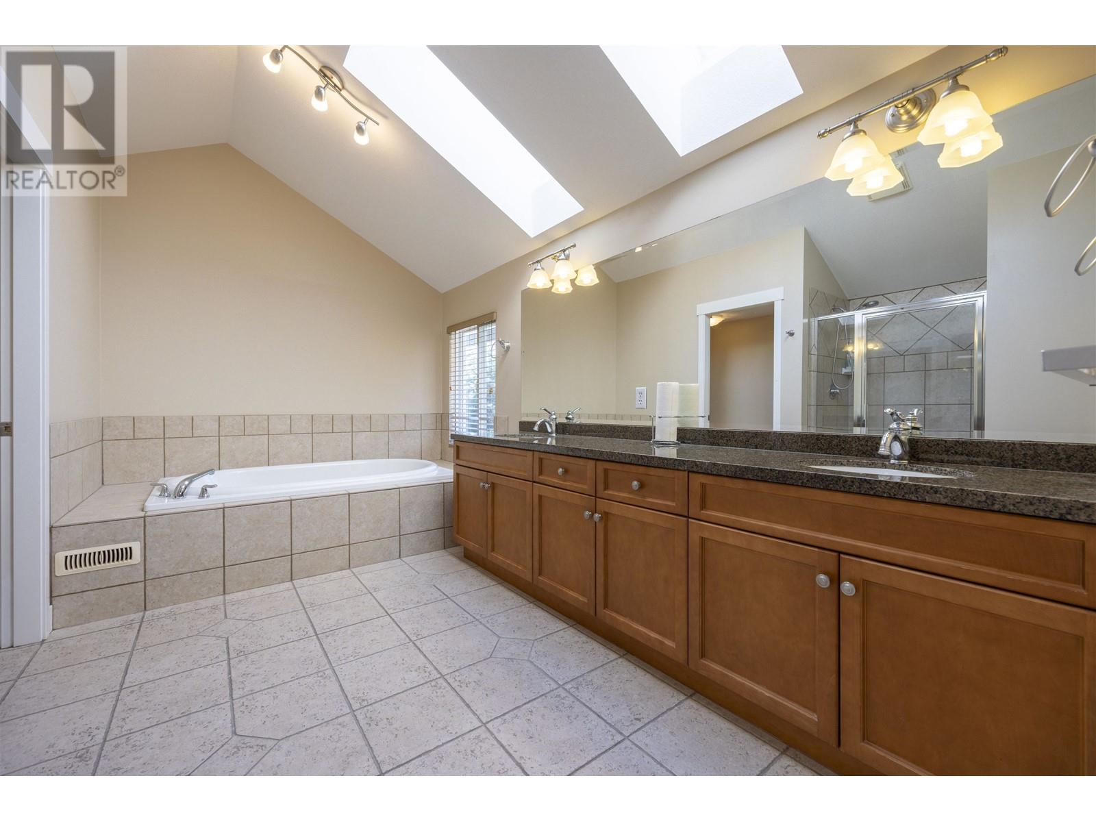 47 Cliffwood Drive, Port Moody, British Columbia  V3H 5J8 - Photo 22 - R2861707