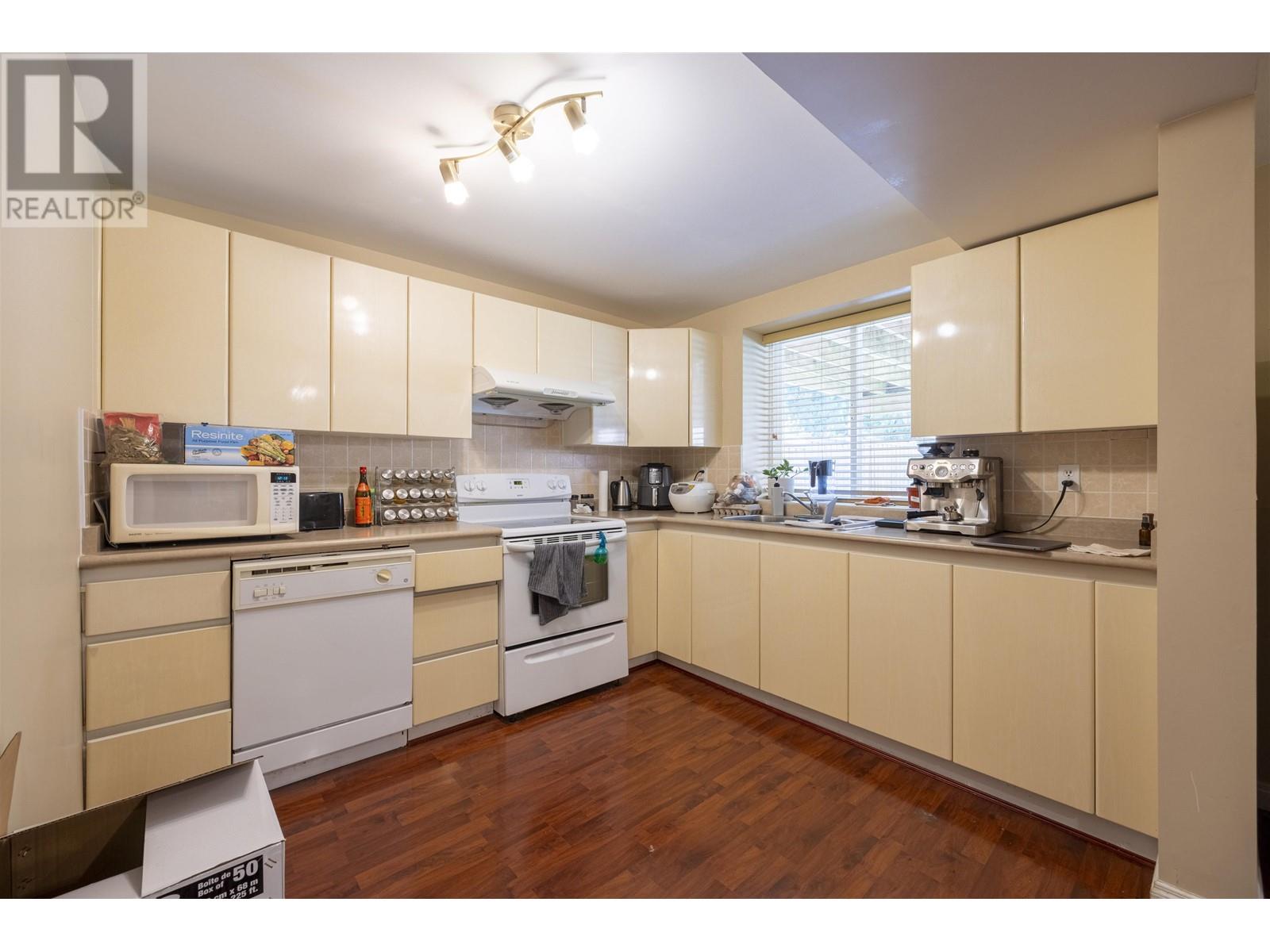 47 Cliffwood Drive, Port Moody, British Columbia  V3H 5J8 - Photo 31 - R2861707