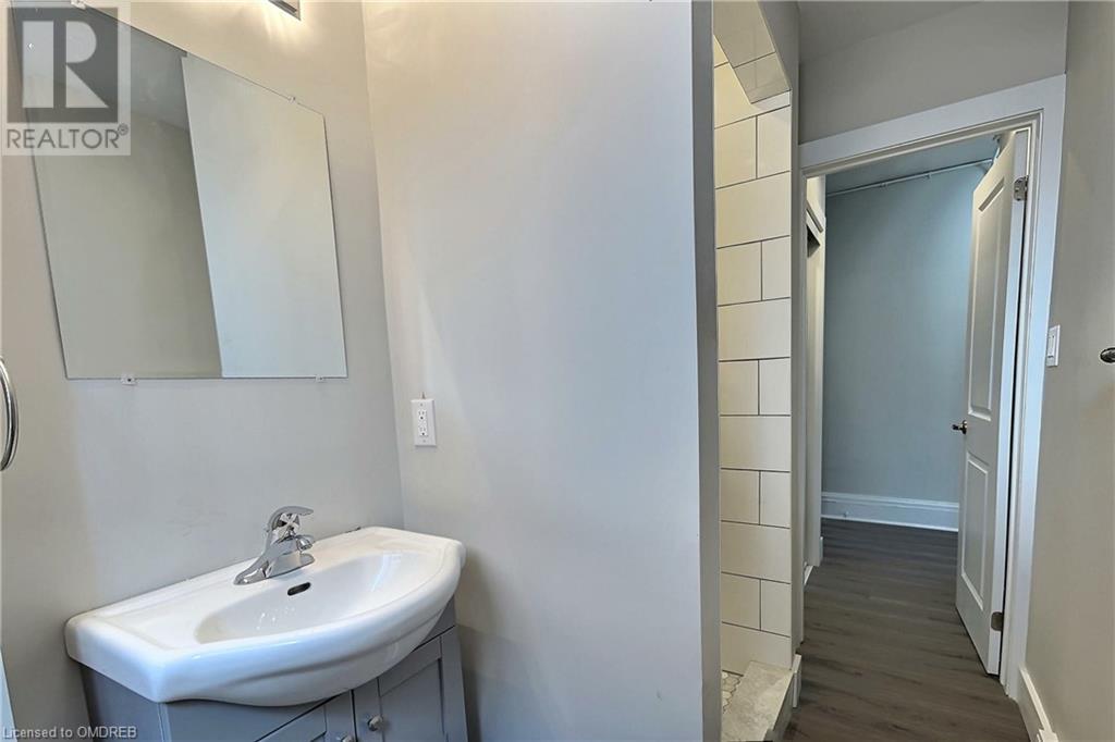 8 Tisdale Street S Unit# 4, Hamilton, Ontario  L8N 2V9 - Photo 10 - 40557320