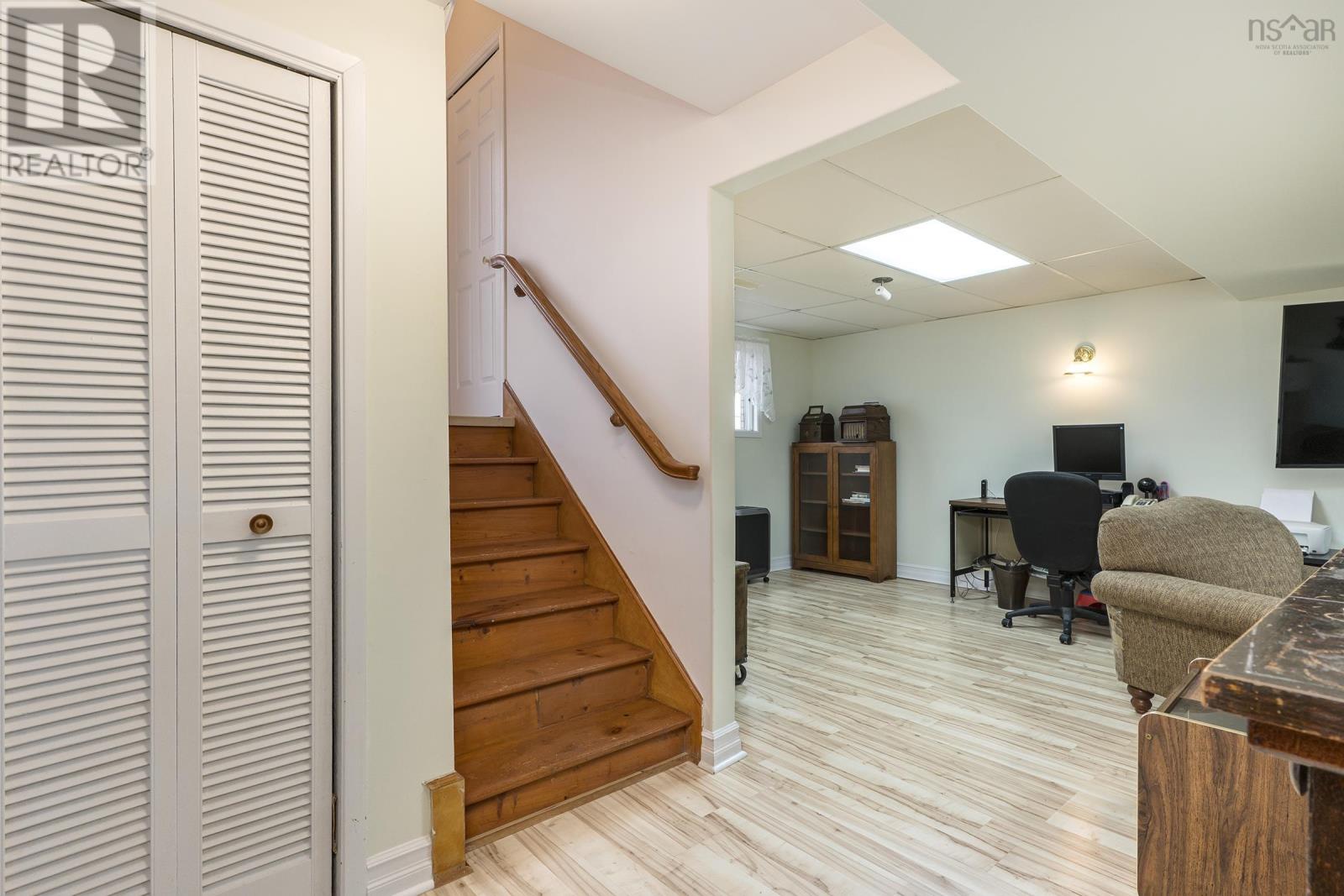 104 Hampton Green, Cole Harbour, Nova Scotia  B2V 1M1 - Photo 34 - 202404953