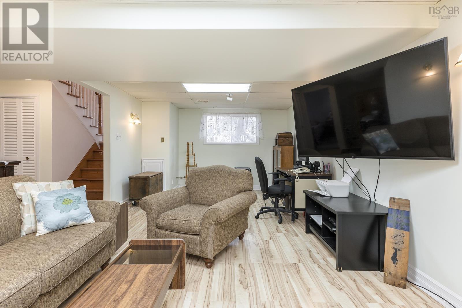 104 Hampton Green, Cole Harbour, Nova Scotia  B2V 1M1 - Photo 36 - 202404953