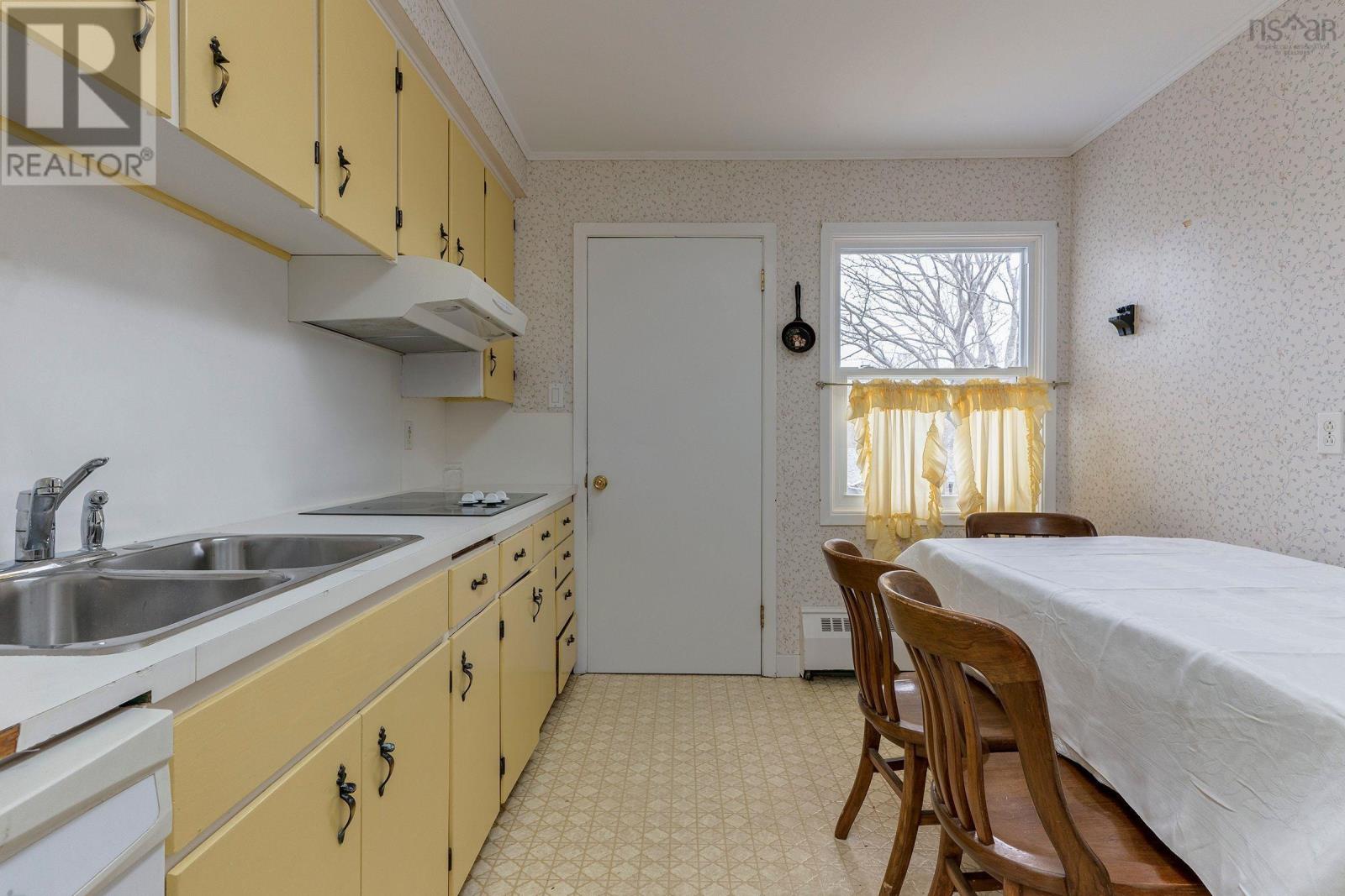 1 Shaw Crescent, Halifax, Nova Scotia  B3P 1V2 - Photo 17 - 202405081