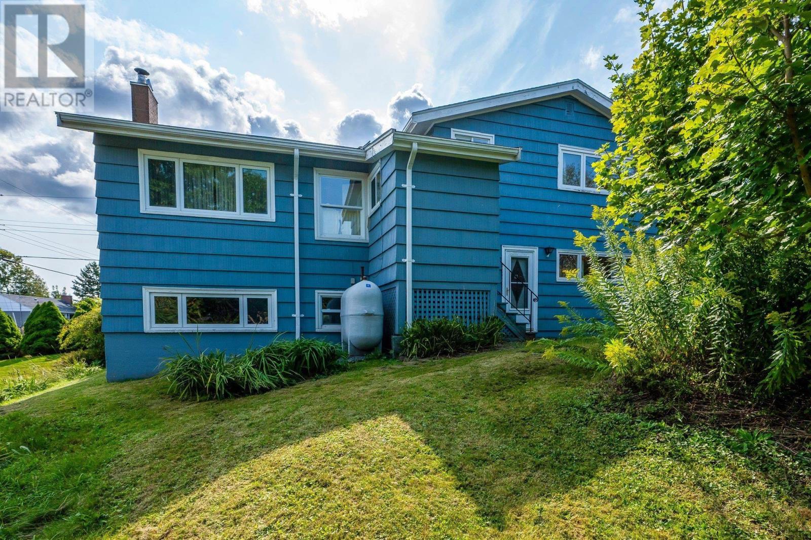 1 Shaw Crescent, Halifax, Nova Scotia  B3P 1V2 - Photo 46 - 202405081