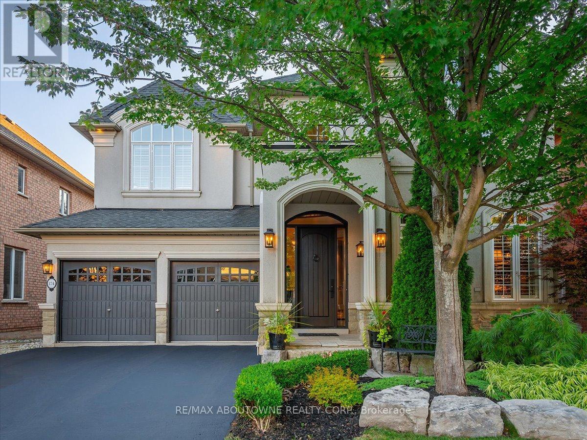 174 Tawny Crescent, Oakville, 4 Bedrooms Bedrooms, ,4 BathroomsBathrooms,Single Family,For Sale,Tawny,W8161440