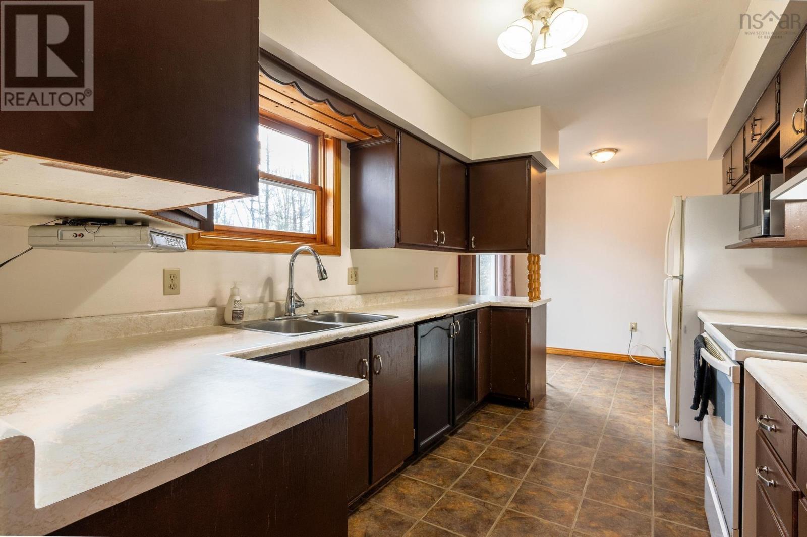 6 Rupert Hubley Drive, Hubley, Nova Scotia  B3Z 1C2 - Photo 11 - 202405107
