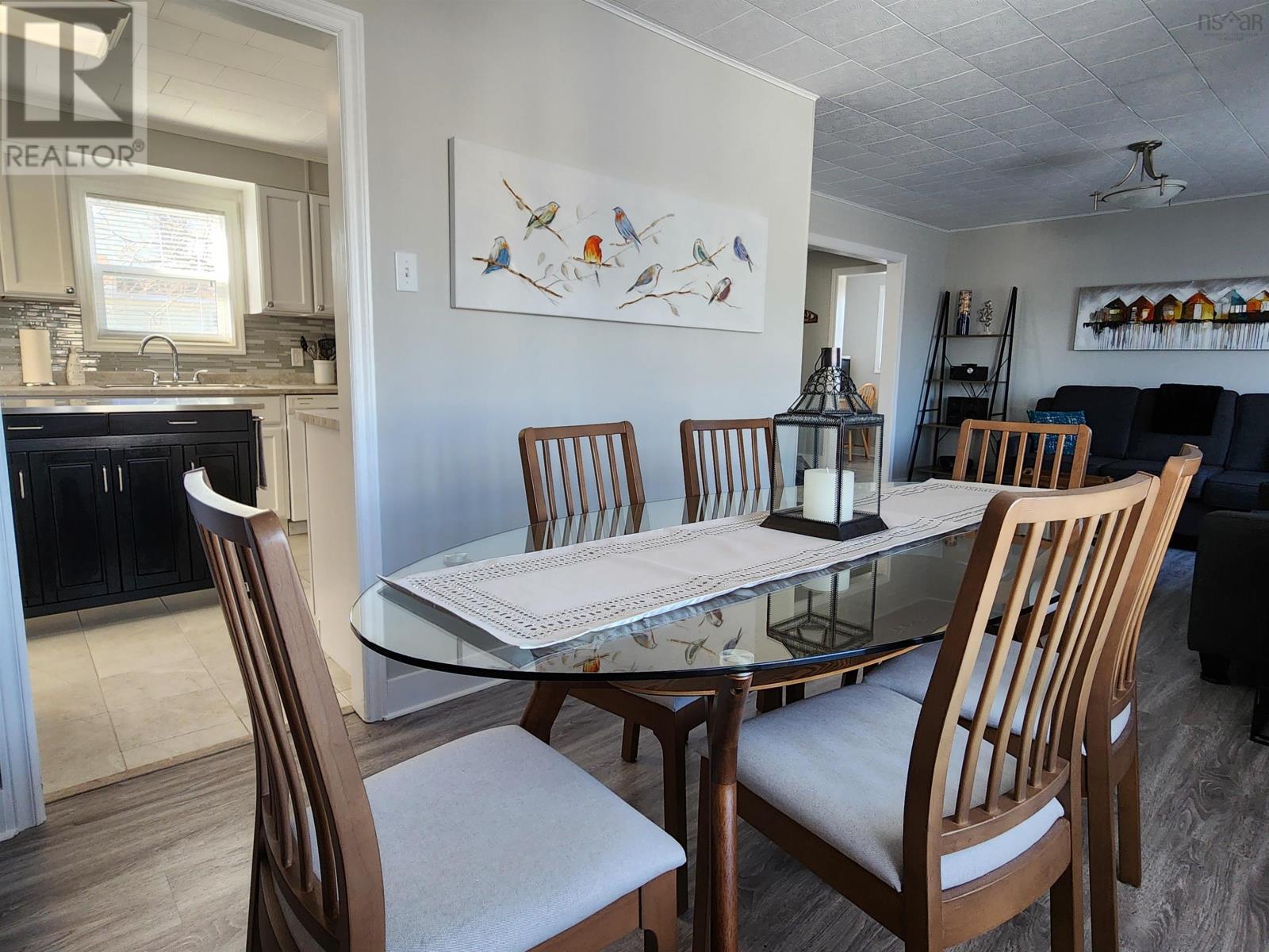 28 Hanway Street, Port Morien, Nova Scotia  B1B 1B8 - Photo 11 - 202405116