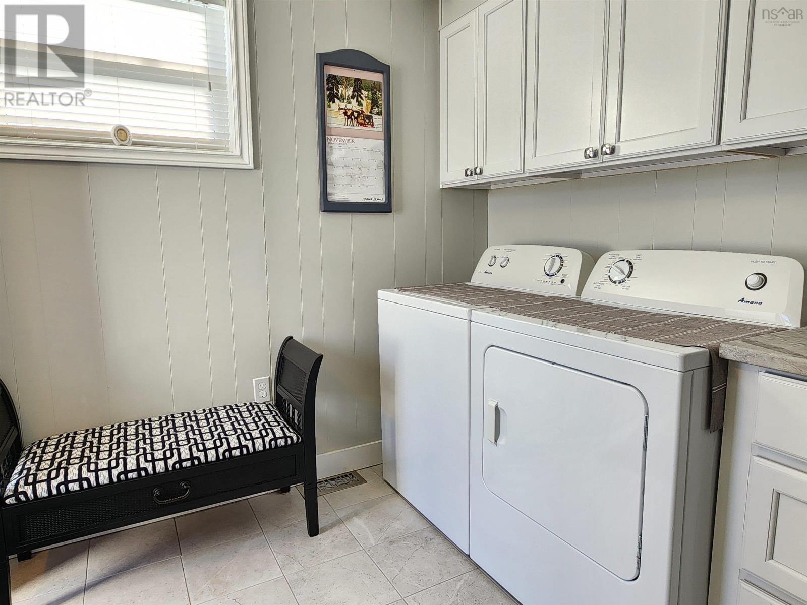 28 Hanway Street, Port Morien, Nova Scotia  B1B 1B8 - Photo 7 - 202405116