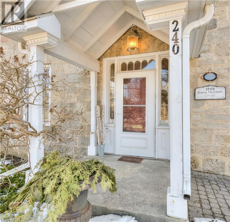240 Union Street W, Fergus, Ontario  N1M 1V4 - Photo 4 - 40559737