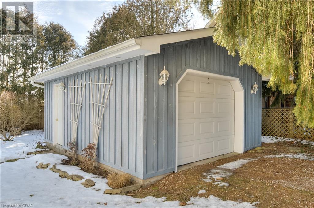 240 Union Street W, Fergus, Ontario  N1M 1V4 - Photo 45 - 40559737