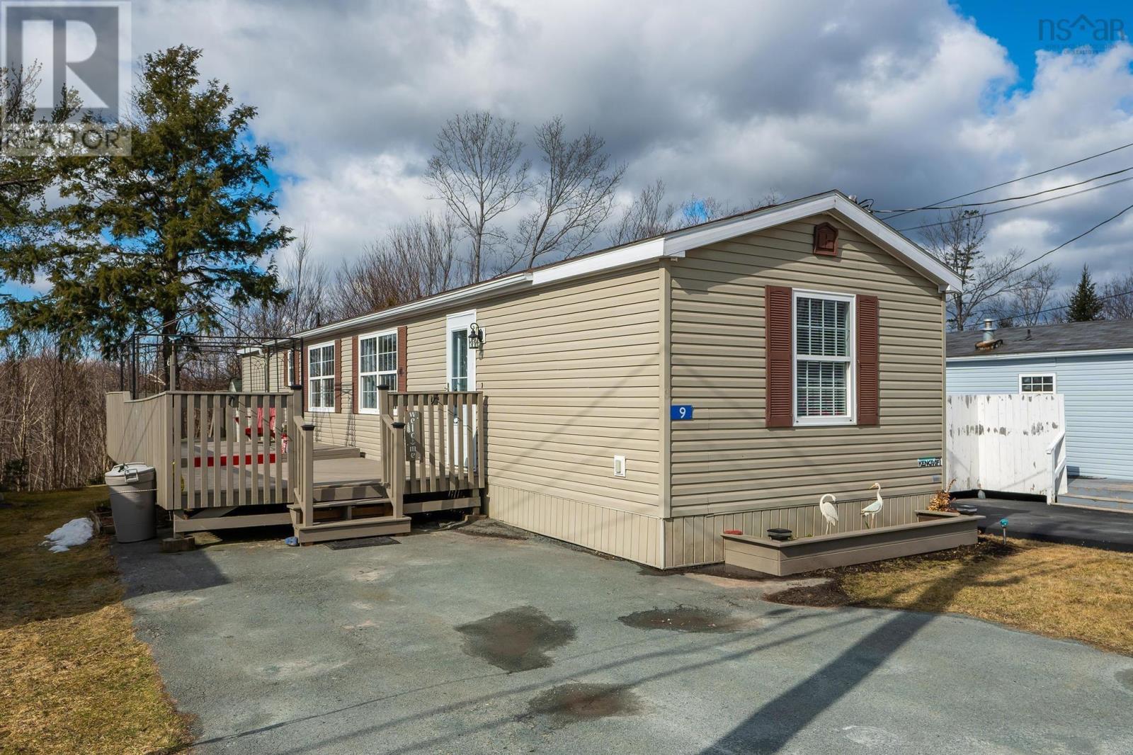 9 Snow White Drive, Lake Echo, Nova Scotia  B3E 1C5 - Photo 1 - 202405124