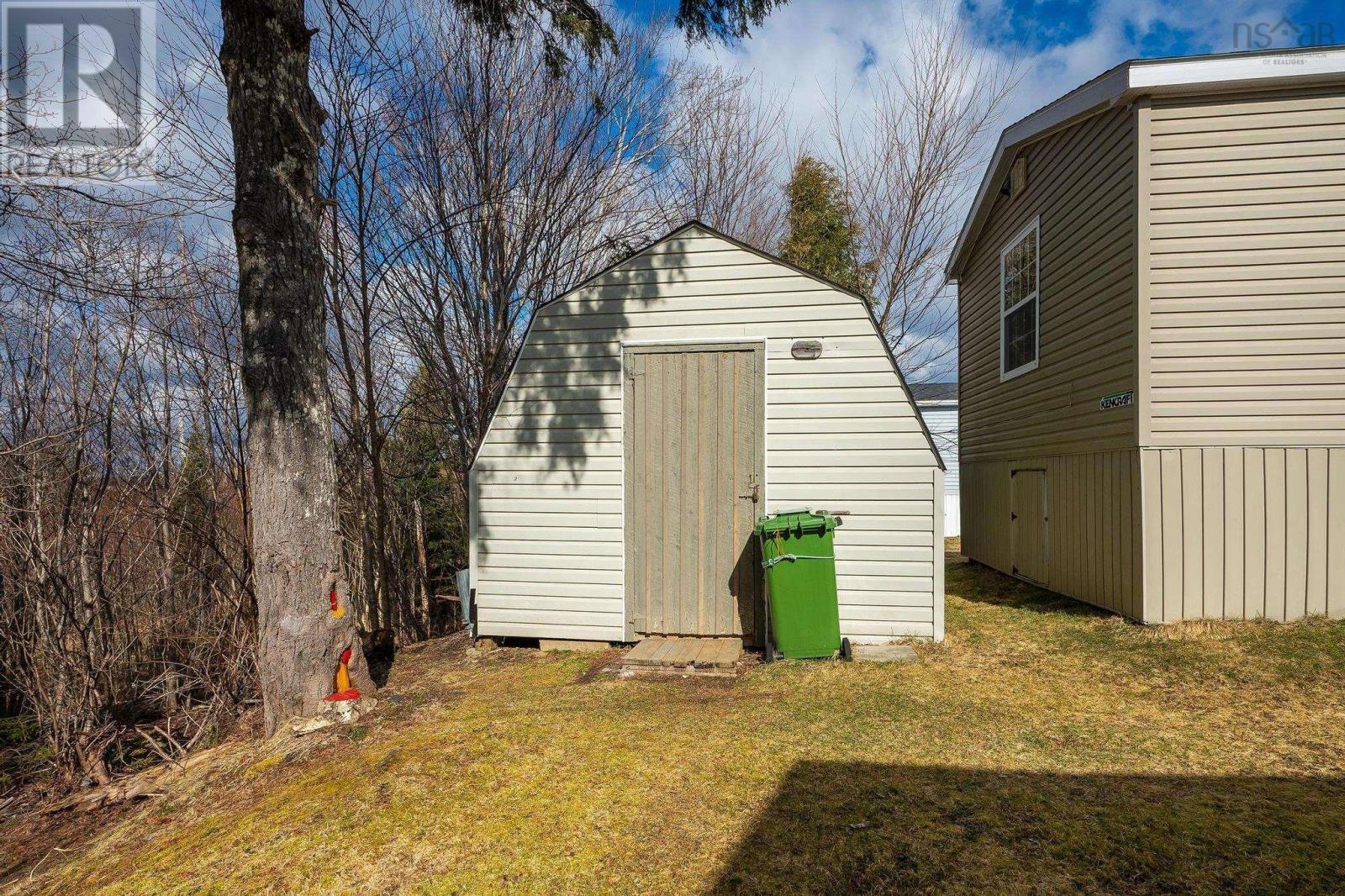 9 Snow White Drive, Lake Echo, Nova Scotia  B3E 1C5 - Photo 29 - 202405124