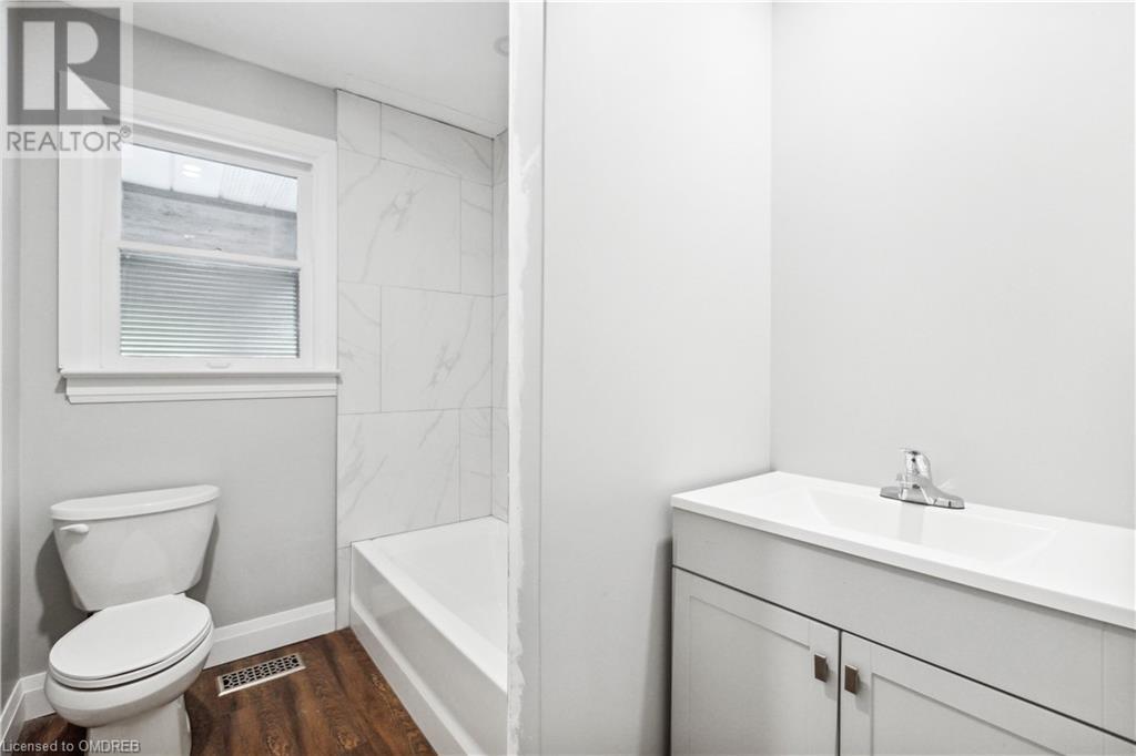 23 Terrance Drive Unit# Upper, Brantford, Ontario  N3R 3G2 - Photo 14 - 40559881