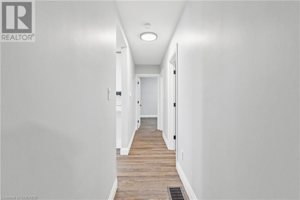 23 Terrance Drive Unit# Upper, Brantford, Ontario  N3R 3G2 - Photo 15 - 40559881