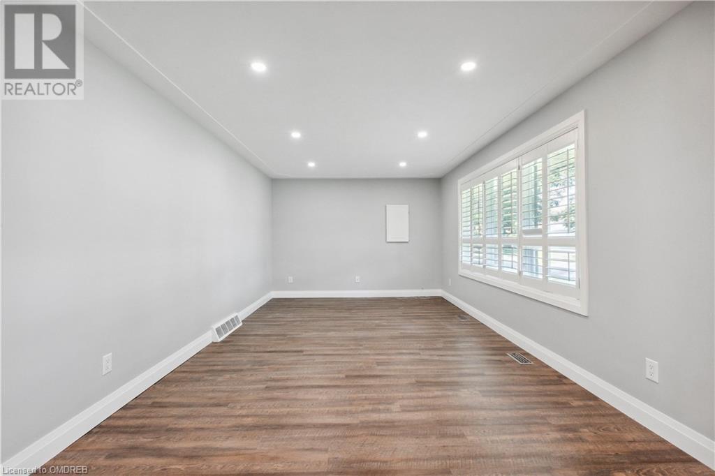 23 Terrance Drive Unit# Upper, Brantford, Ontario  N3R 3G2 - Photo 5 - 40559881