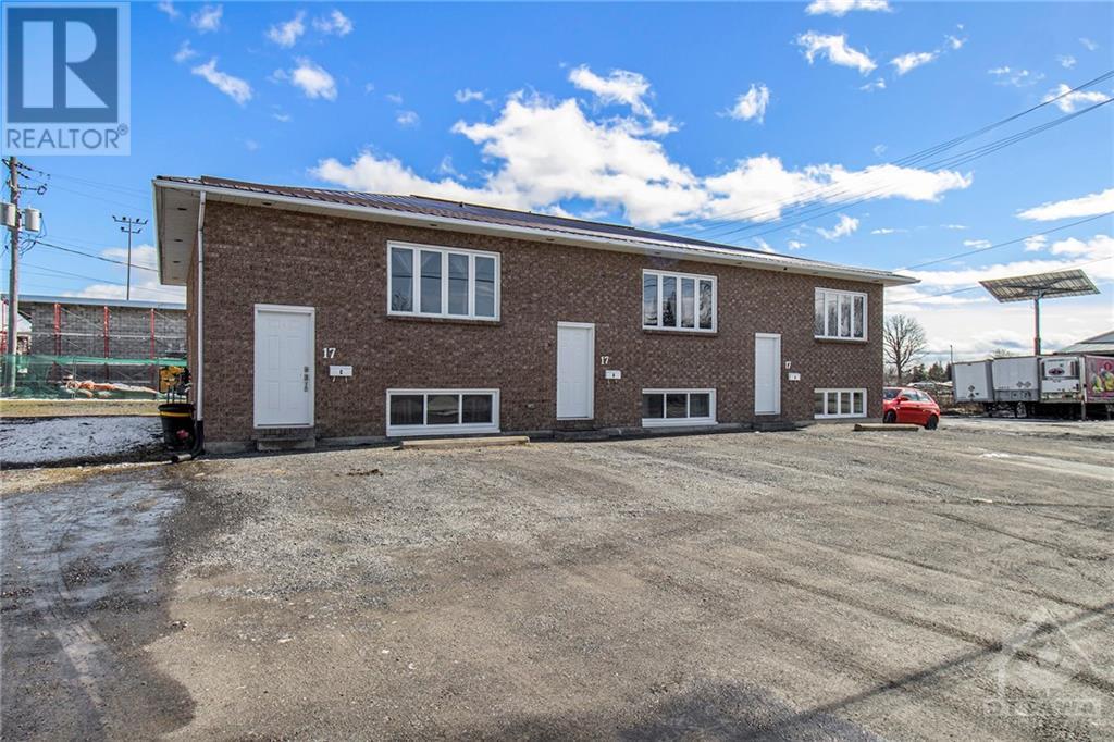 17 INDUSTRIAL DRIVE Chesterville