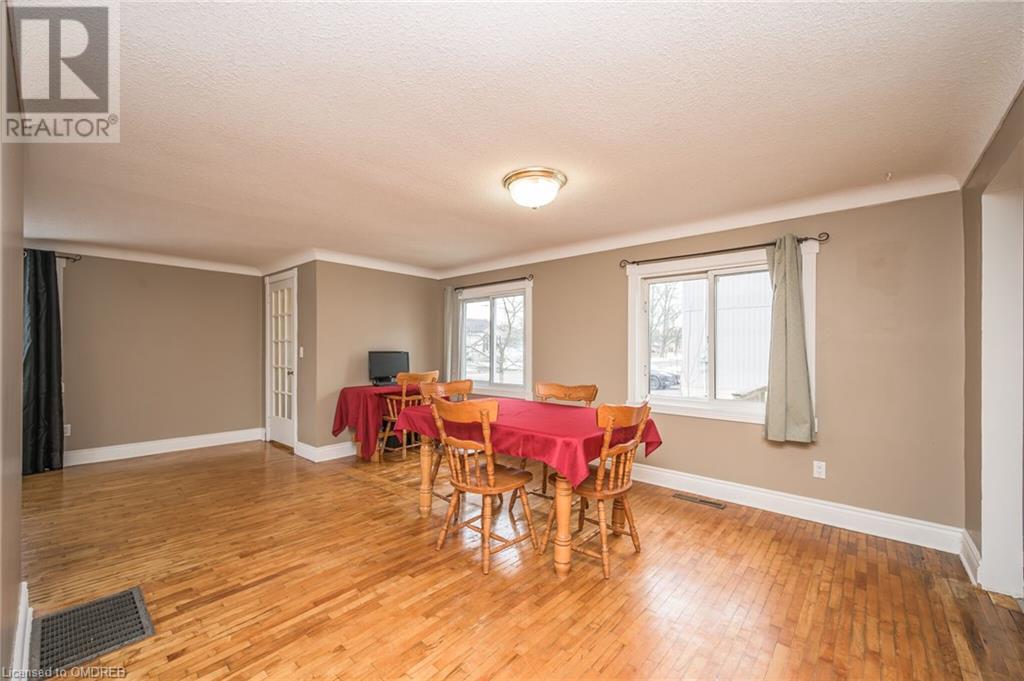 25 Sharpe Avenue, Welland, Ontario  L3C 3R5 - Photo 10 - 40548218