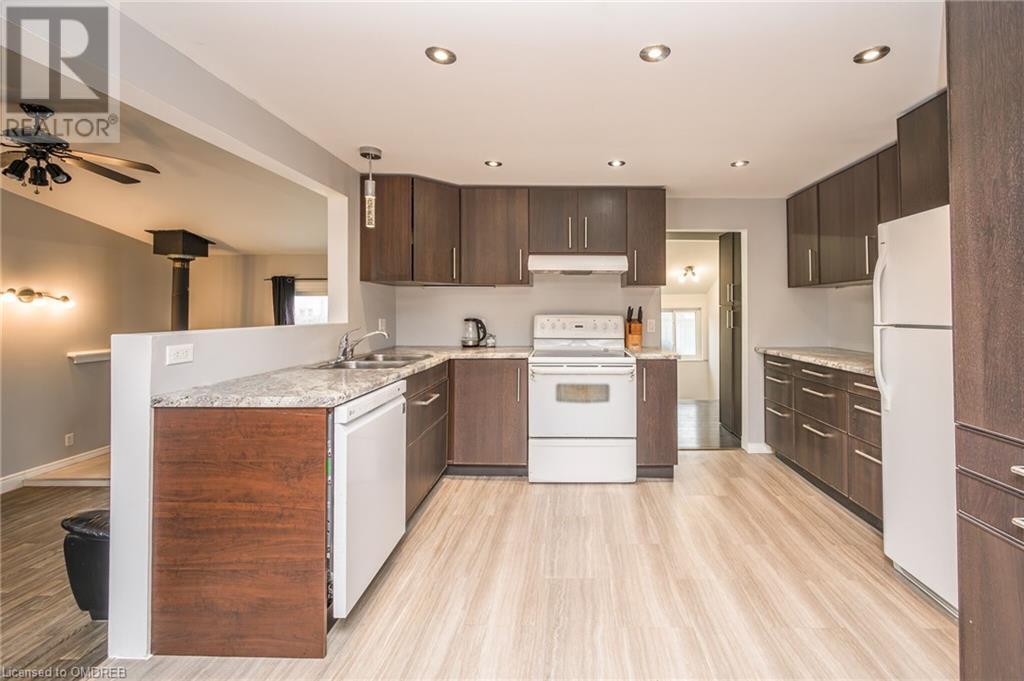 25 Sharpe Avenue, Welland, Ontario  L3C 3R5 - Photo 11 - 40548218