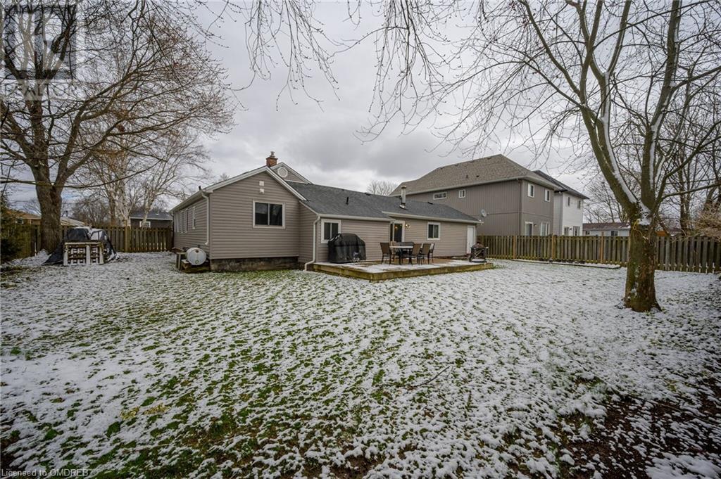 25 Sharpe Avenue, Welland, Ontario  L3C 3R5 - Photo 24 - 40548218