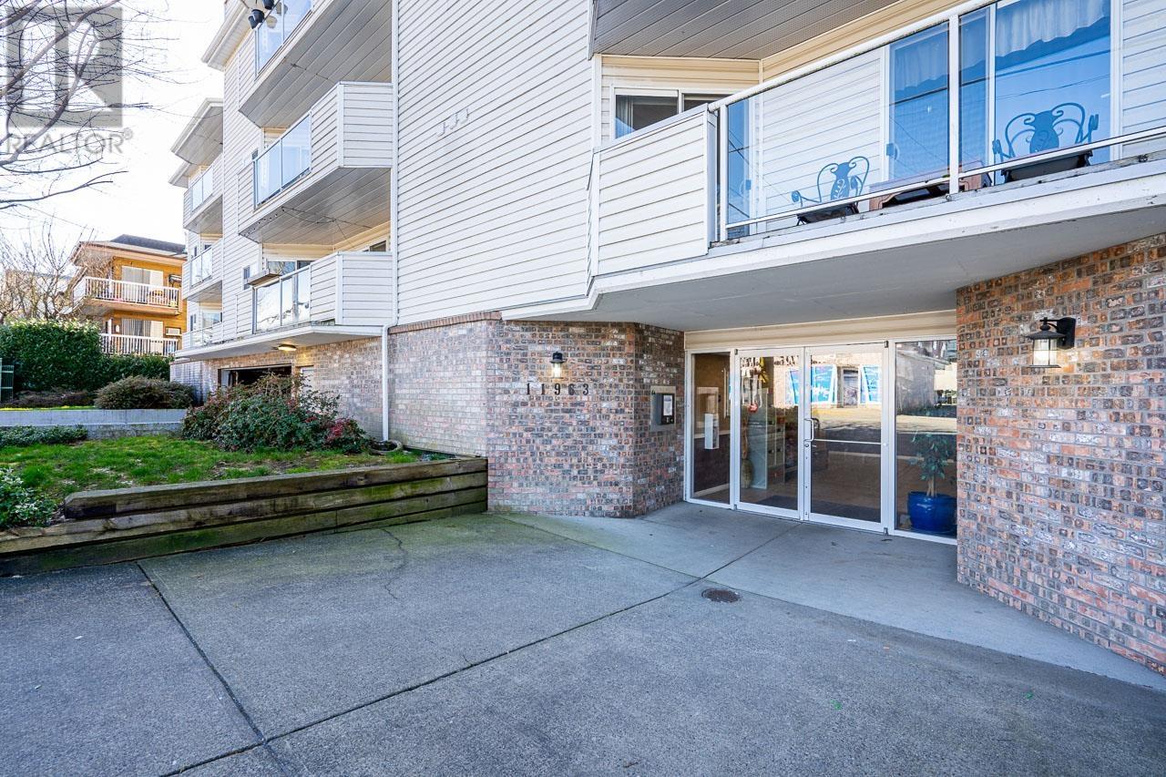 101 11963 223 Street, Maple Ridge, British Columbia  V2X 5Y4 - Photo 1 - R2861516