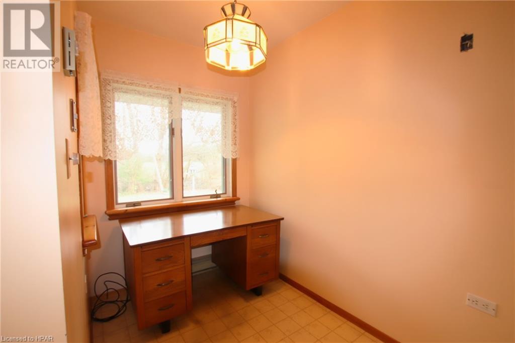 33988 Highlands Drive, Bluewater, Ontario  N0M 1N0 - Photo 13 - 40551042