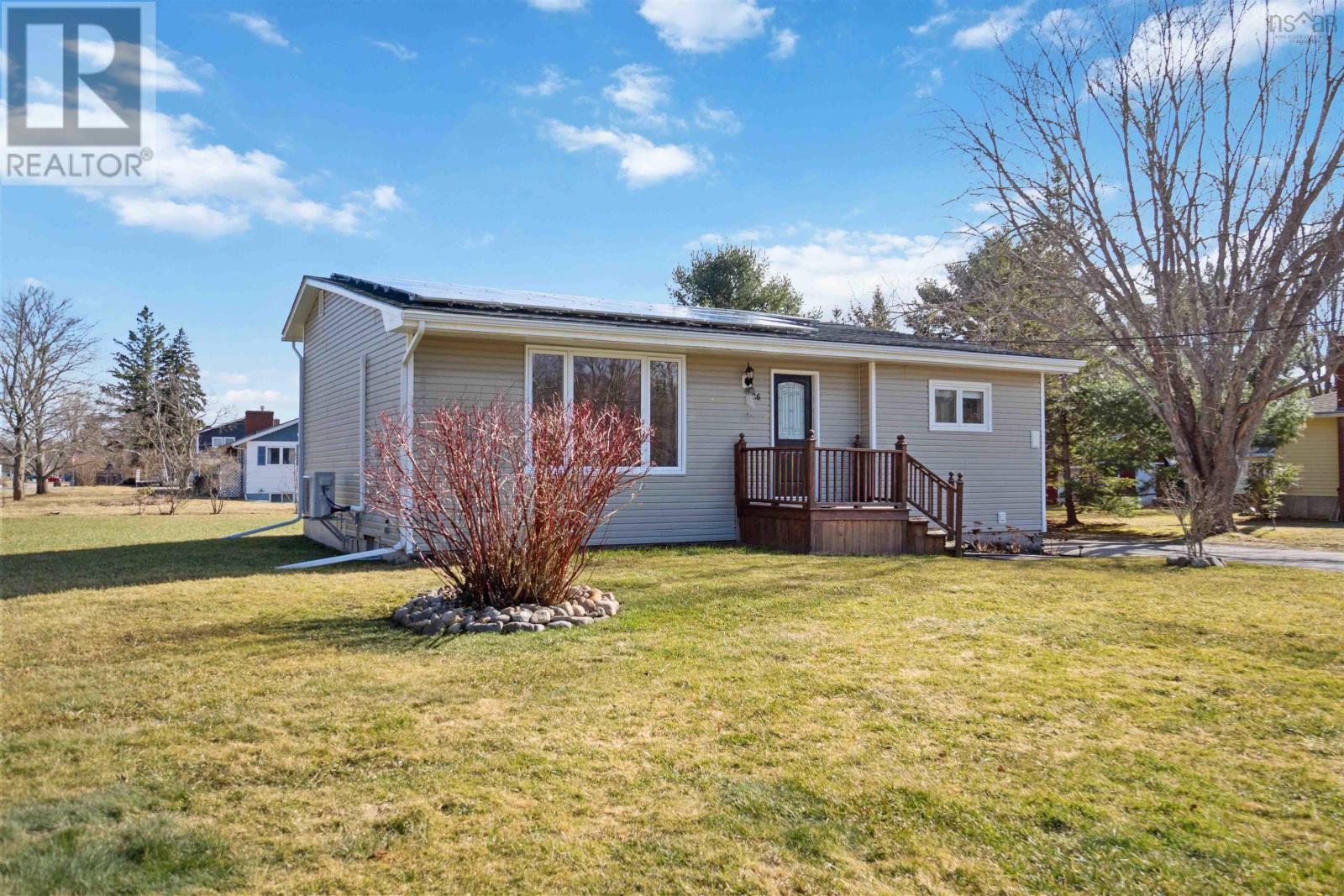 26 Reagh Avenue, Middleton, Nova Scotia  B0S 1P0 - Photo 2 - 202405141