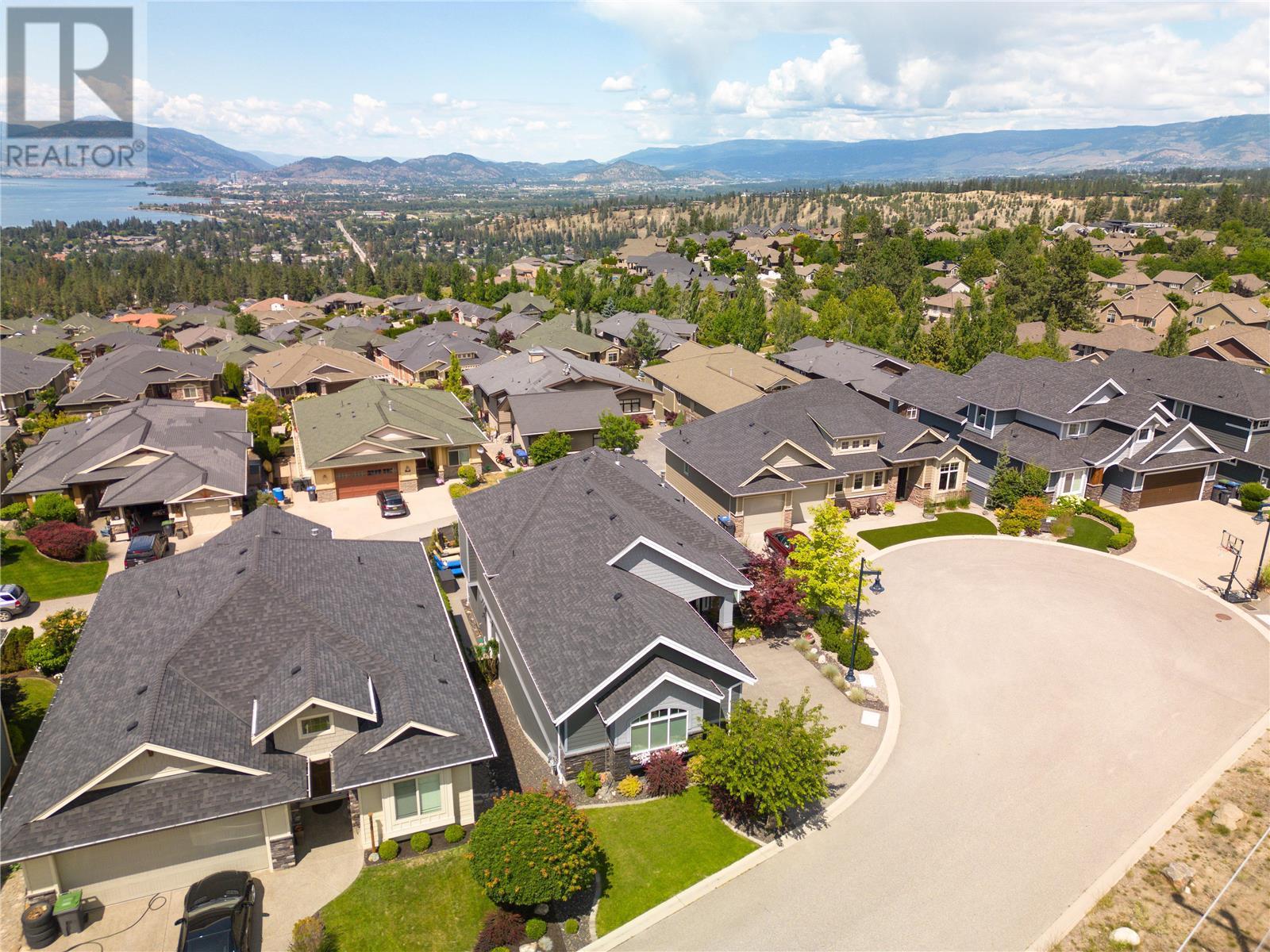 682 Peridot Court Kelowna