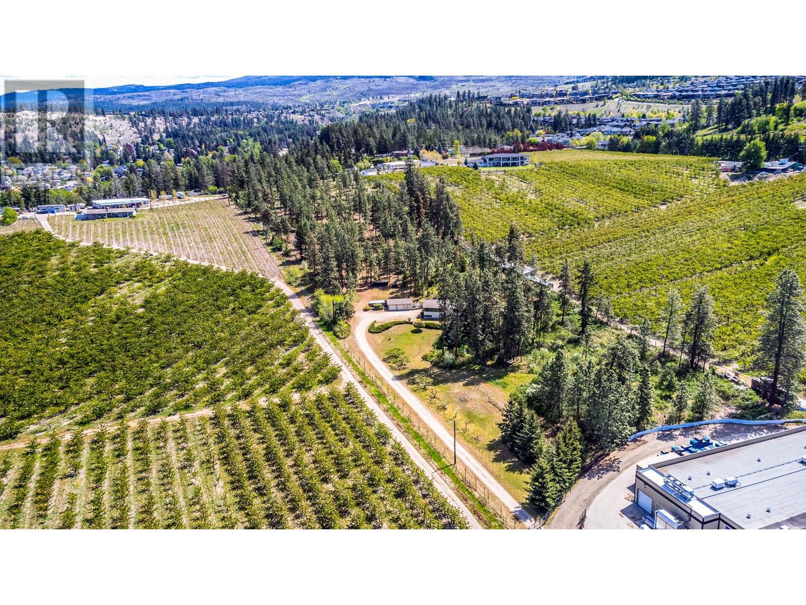 4729 Lakeshore Road, Kelowna, British Columbia  V1W 4H6 - Photo 15 - 10307572