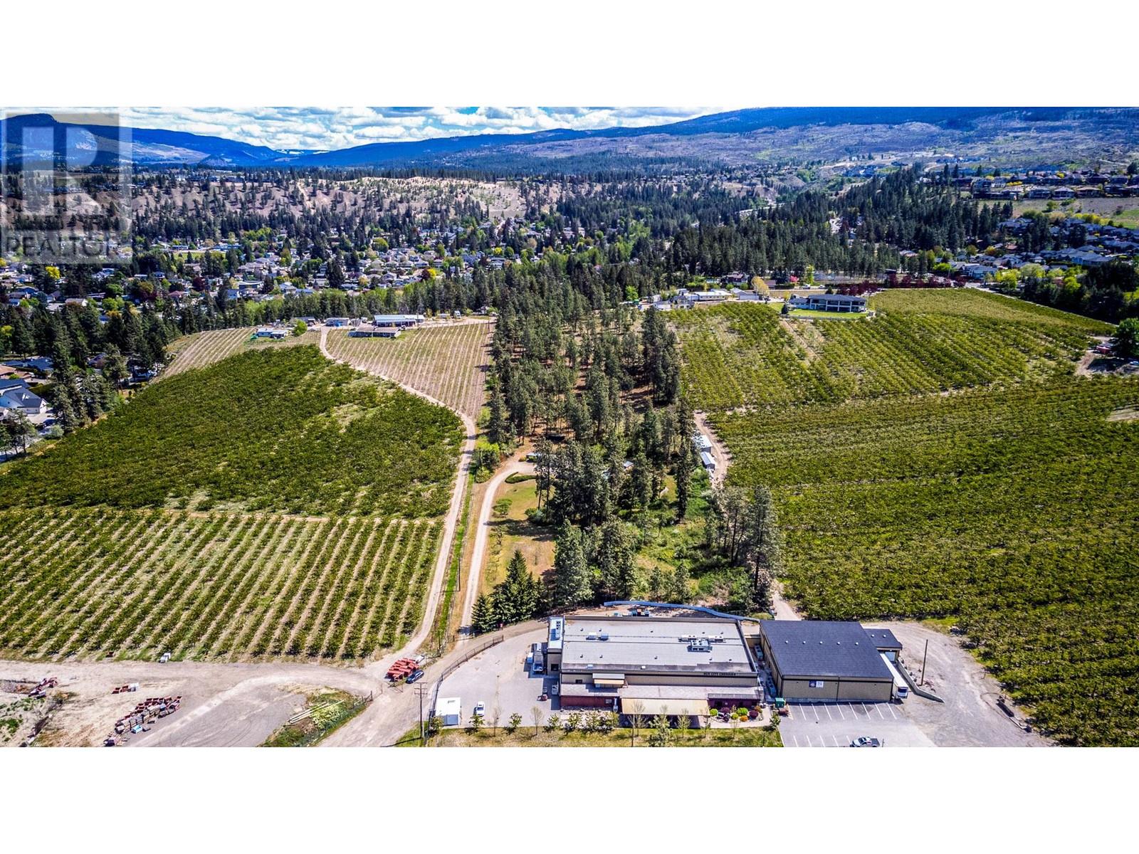 4729 Lakeshore Road Kelowna