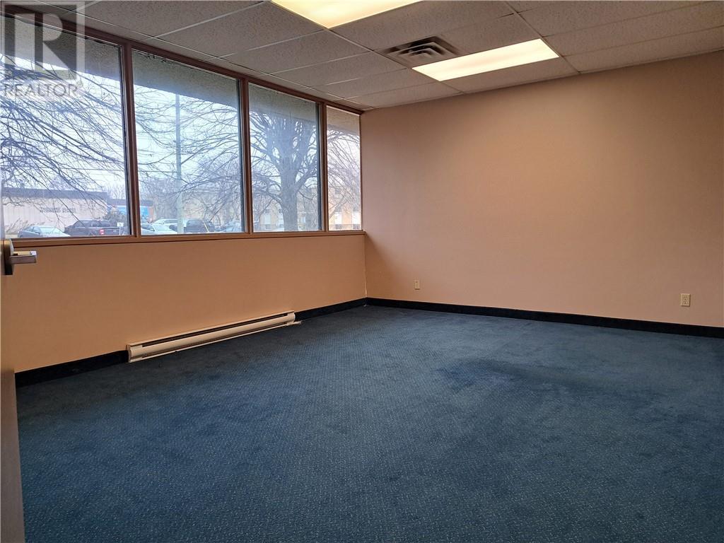 2495 Parkedale Avenue Unit#1, Brockville, Ontario  K6V 3H2 - Photo 15 - 1380327