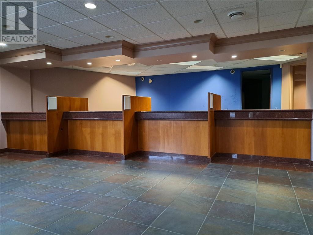 2495 Parkedale Avenue Unit#1, Brockville, Ontario  K6V 3H2 - Photo 2 - 1380327